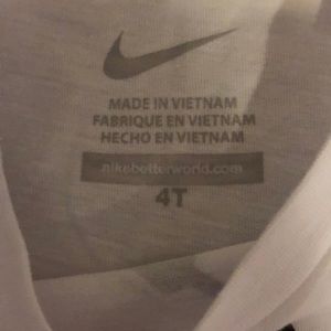 Nike Shirts & Tops - NWT Girls Nike T-shirt Size 4T Nike Shirts & Tops - NWT Girls Nike T-shirt Size 4T